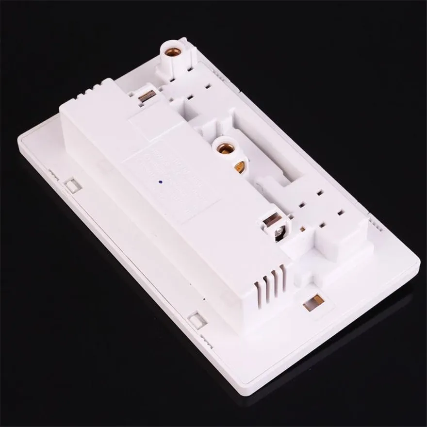 Розетка настенная с двумя USB-портами 110-250 В 5 146 а * 86