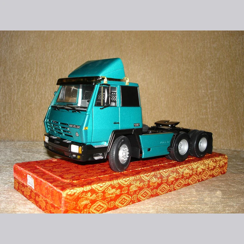 diecast models trucks