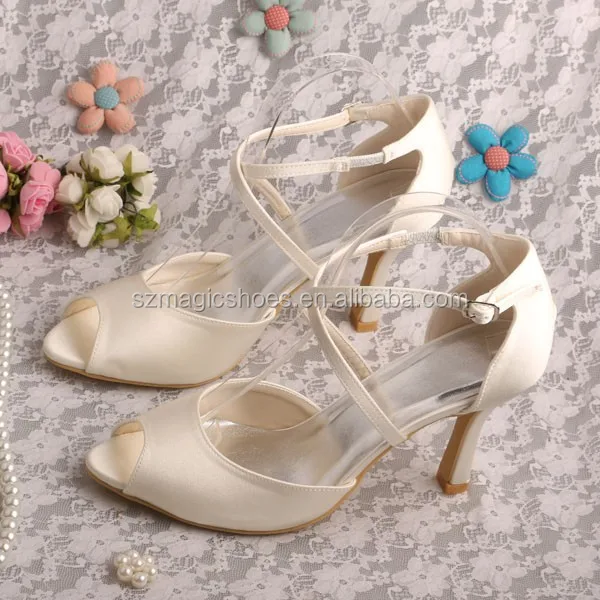 Sandal Krem Bertali Peep Toe Pengantin 