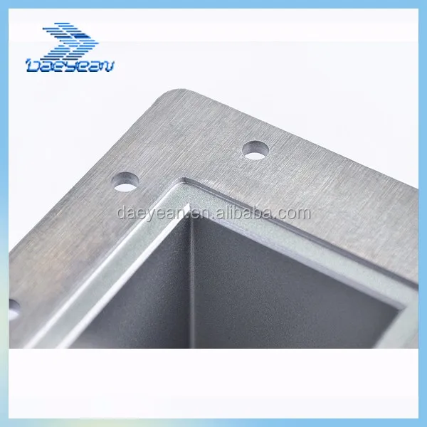 Industrial microwave magnetron rectangular waveguide or launcher