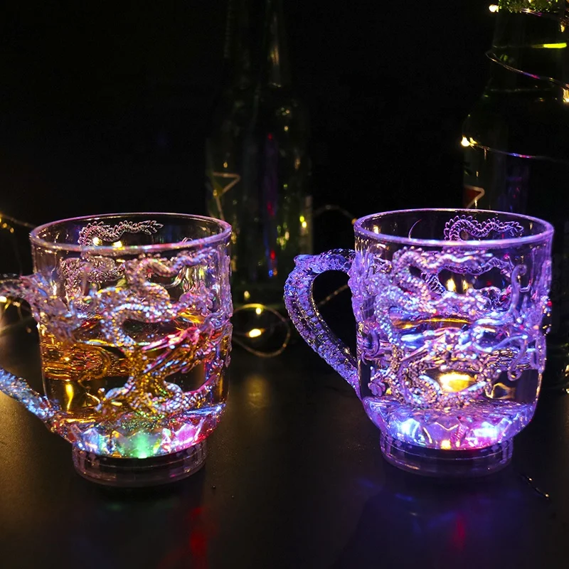 Dragon Design Liquid Automatic Inductive Flicking Battery Powered Plastic Mug LED Beer Cup