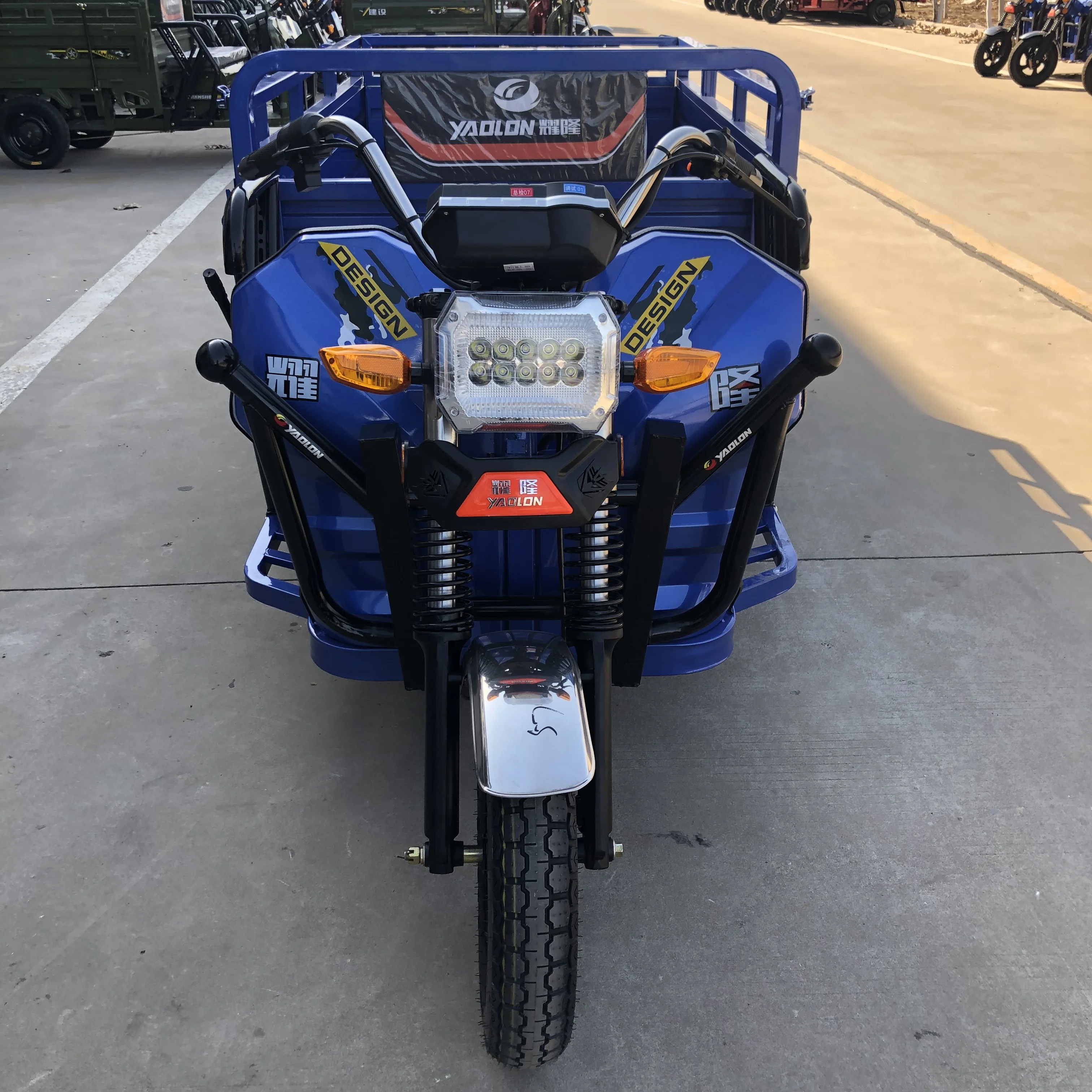 Hot Selling New Chinese Three Wheeler Heavy Cargo Battery Electric Tricycle