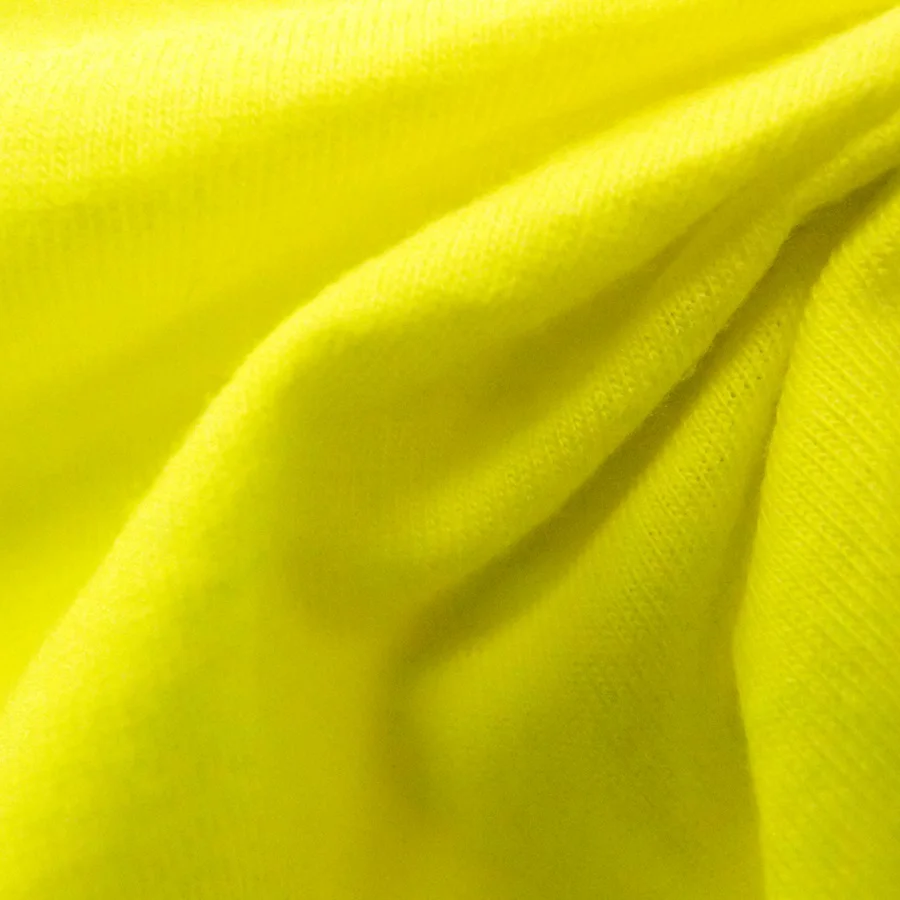 
 Однотонная футболка из 100% хлопка, мягкая на ощупь и уход за кожей  