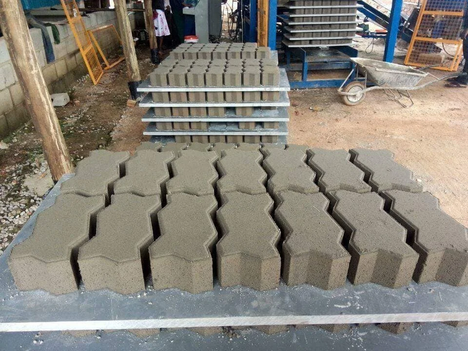 Cement Brick Making Machune PVC Pallet High Resistance to Impact Pvc Plastic Pallets for Brick Block Making Machinery