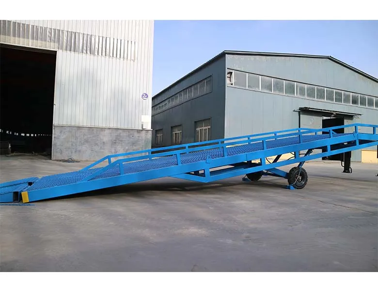 7LYQ SevenLift Mobile Hydraulic Adjustable Foldable Forklift Loading Portable Container Movable Dock Yard Ramp for Trucks