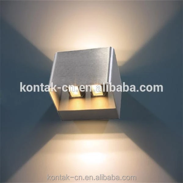 Вверх и вниз необычные настенный из светодиодов лампы популярностью среди европейских страна