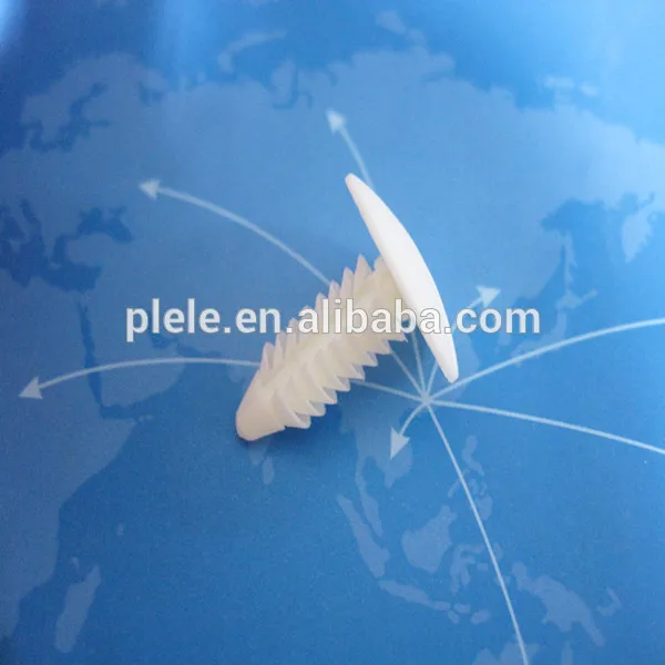 Фиксирующий автомобильный зажим пластиковая заклепка с белым