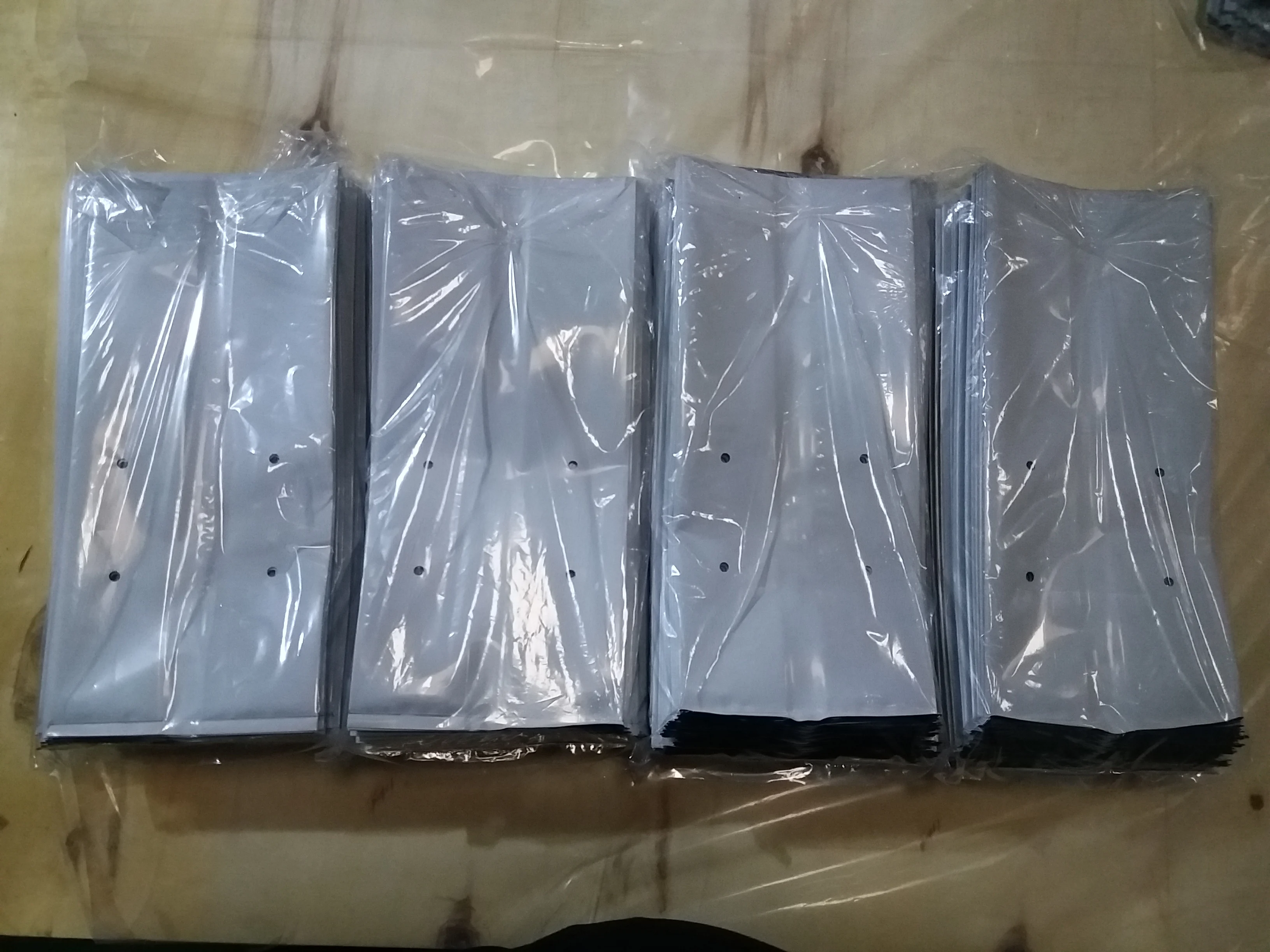 LDPE UV Treated Black White Poly Plant Bag for Tomatoes Plantation