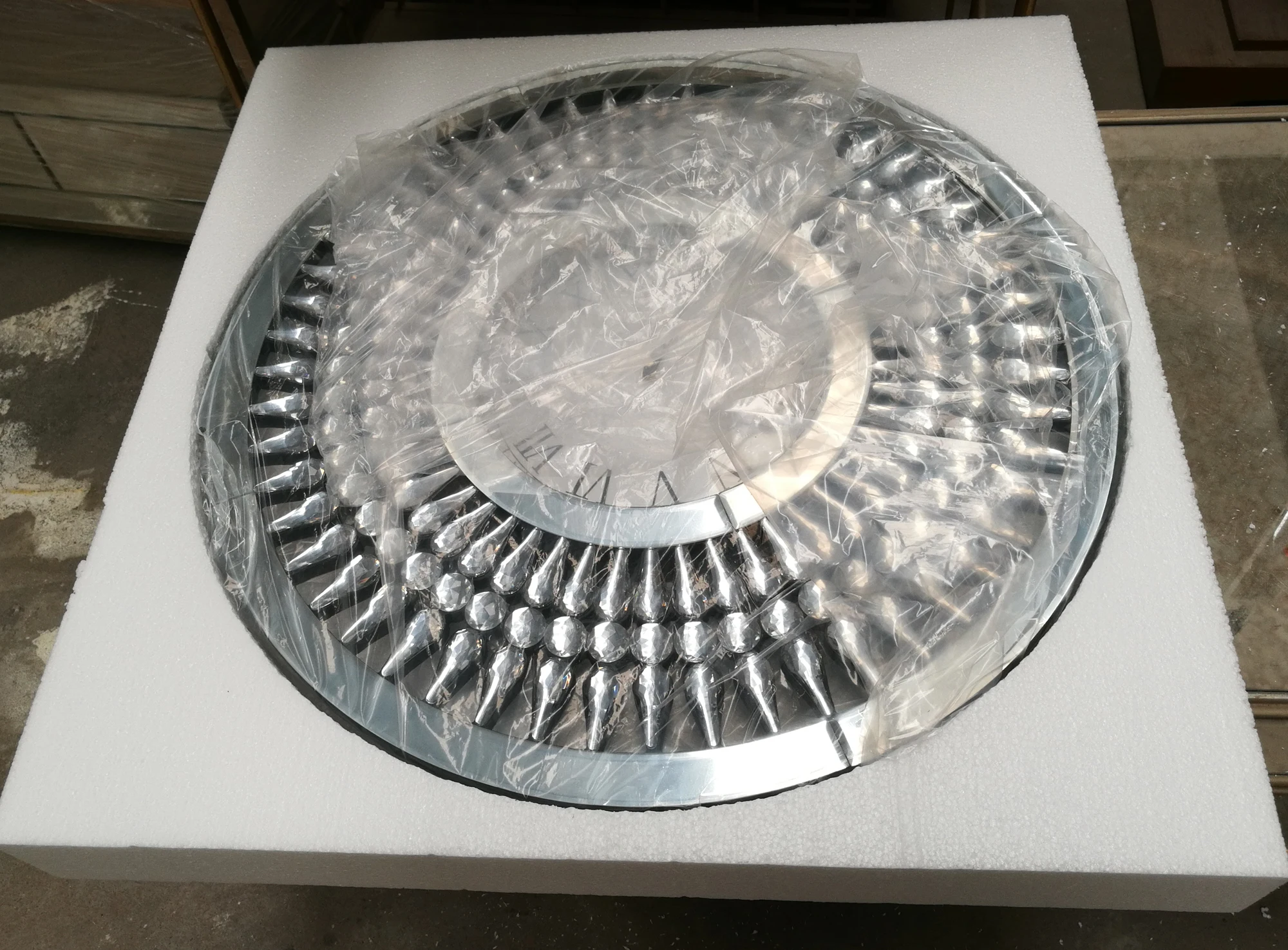 Декоративные настенные часы UK Design Crystal Diamond