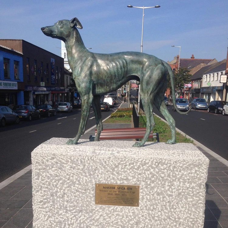 置物★グレイハウンド ブロンズ像 重量感あり　アンティーク　犬 置物☆グレイハウンド ブロンズ像 重量感あり アンティーク 犬 - メルカリ