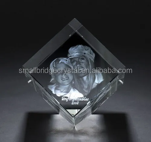 3d laser engraved crystal cube with custom photo