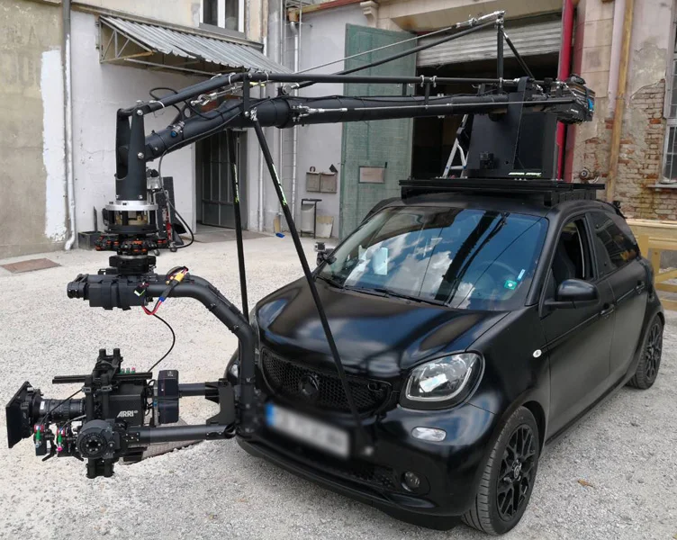 Small Car Crane Installed on Smart