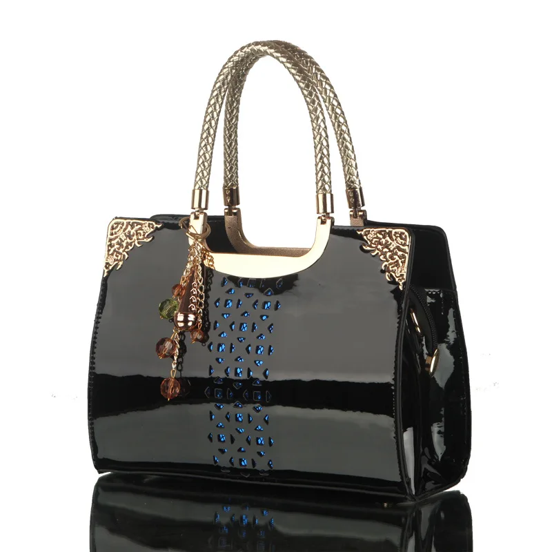 Buy Black Handbags for Women by Berrypeckers Online