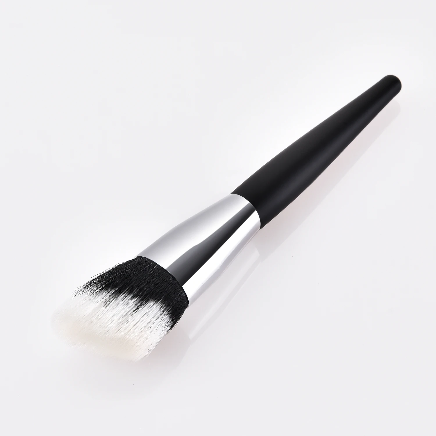 cheek contour brush