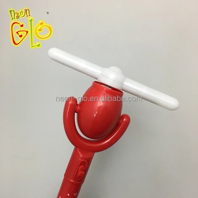 Новый дизайн Высококачественная пластиковая светодиодная ветряная мельница игрушка для детей меняющая цвет Радужный Свет веселого украшения вечеринки