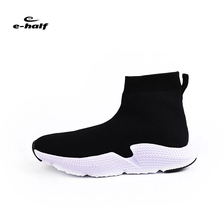 nike high neck sports shoes