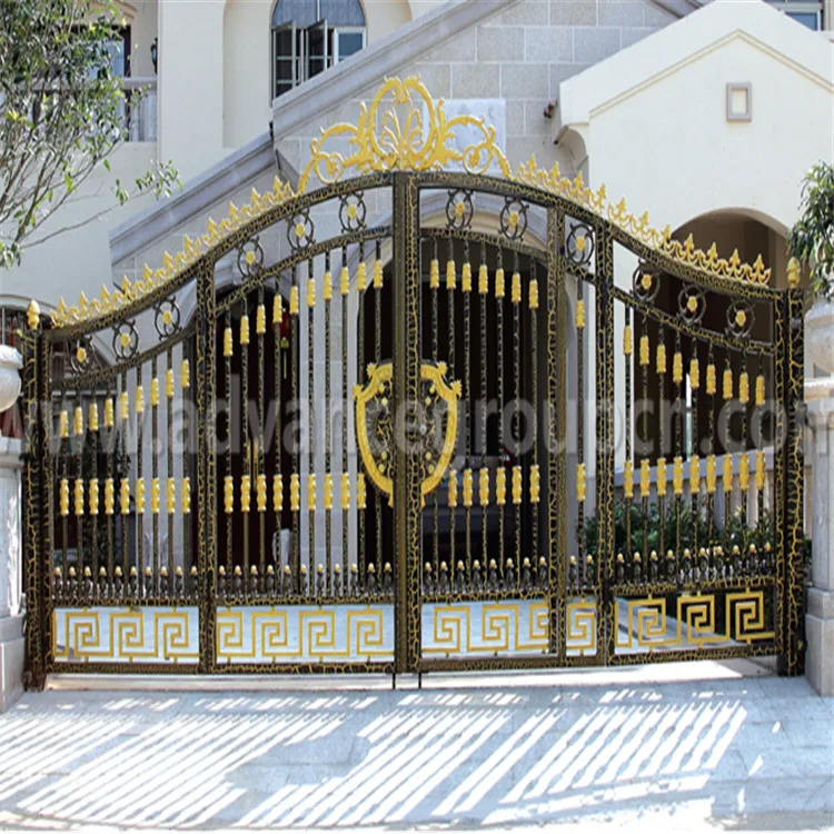 Featured image of post House Front Gate Grill Design Images / Grill gate design fence gate design steel gate design front gate design balcony railing design main gate design window grill design house gate with a gate, you give the main door before the door of a house.