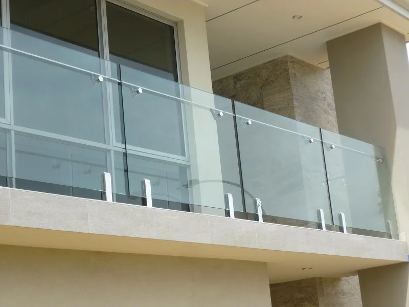 Contemporary Stainless Steel Spigot Glass Balustrades Deck Patio Balcony Pool Glass Railings factory