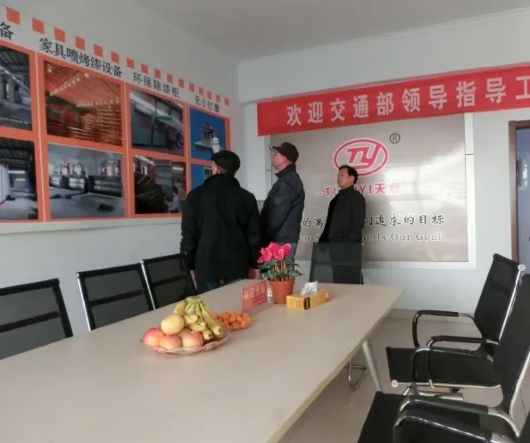 
 На протяжении многих лет фабрика 2х стоечные механический гидравлический подъемник для автомобилей  