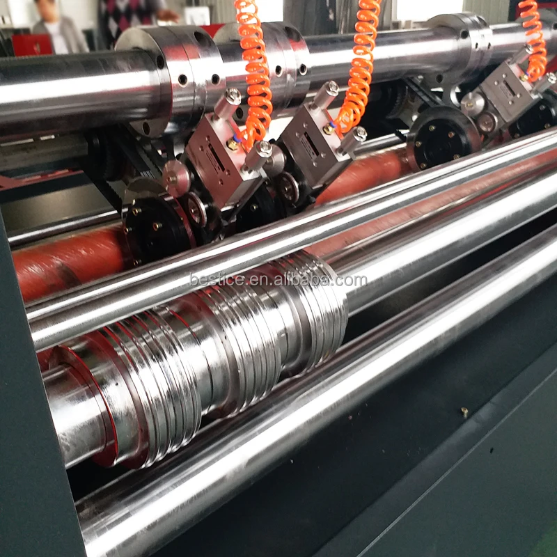 Автоматическая машина для резки картонных картонов и сигарет