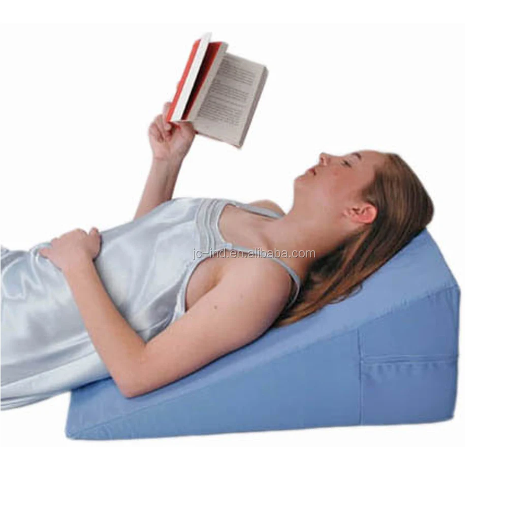 Клиновидная подушка для сна при ГЭРБ
