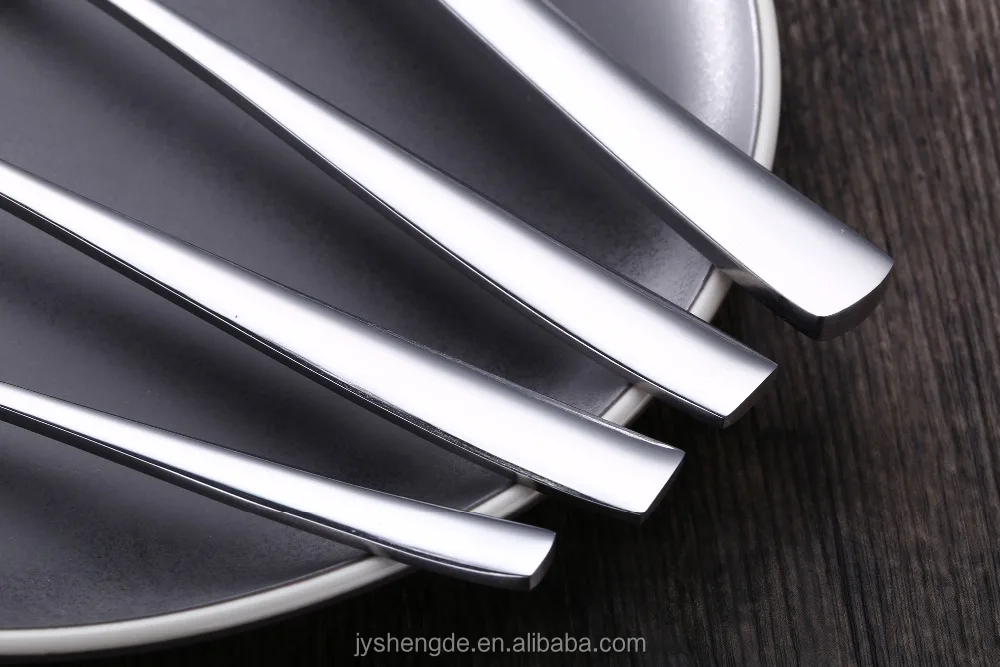 16/24  Pcs Luxury Silverware Stainless Steel Cutlery Set Silver Flatware for Restaurant Hotel
