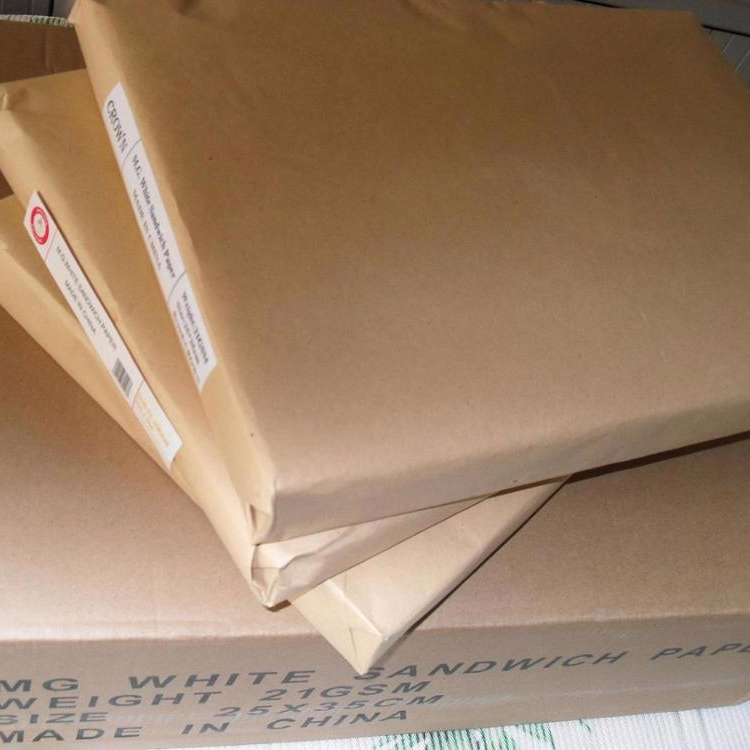 Белая сэндвич-бумага MG