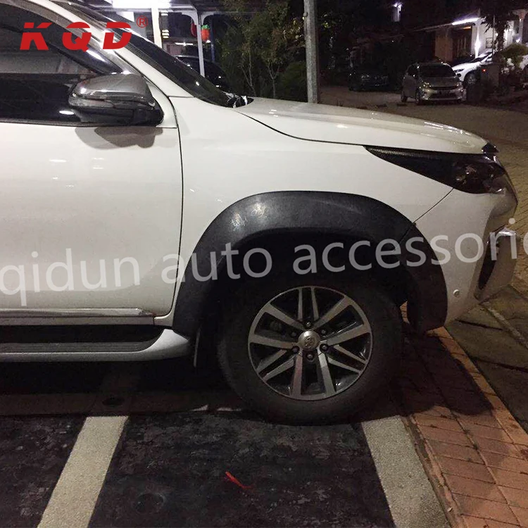 toyota fortuner flares