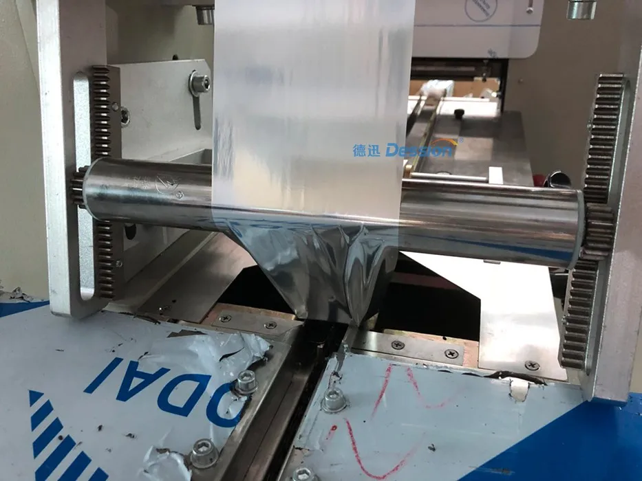 Automatic Pencil Ball Pen Packaging Machine