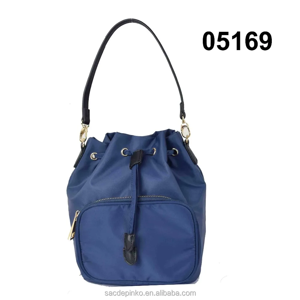 Beneden afronden Ruimteschip bank Sac Pinko Factory Fashion Bag The Mrs. Nylon Navy Blue Out Bag Bucket - Buy  Bolso Del Cubo Product on Alibaba.com
