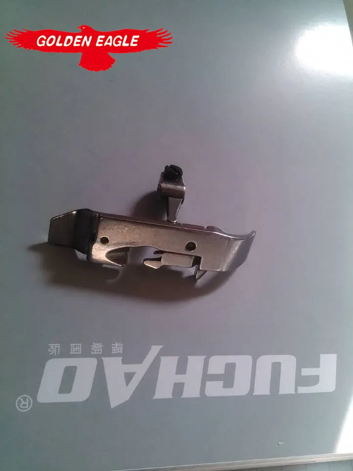 Оверлок швейная машина 747 упаковка четыре линии прижимная лапка давление M700