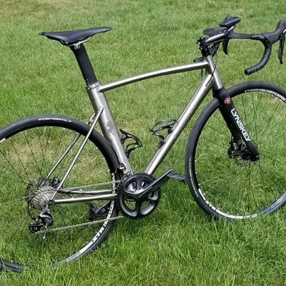 Factory Price Customized Gr9 Titanium Aero Road Frame Braze on Front Deraillieurs