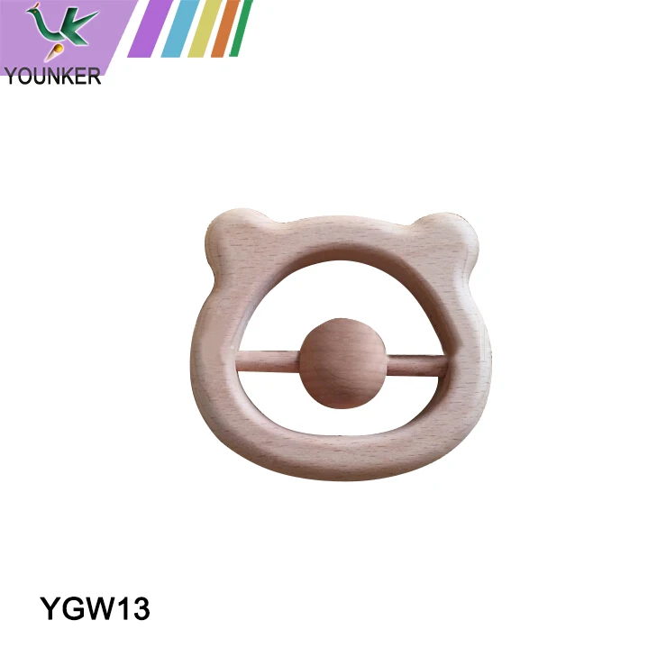 Экологичная деревянная детская игрушка-погремушка в милой форме