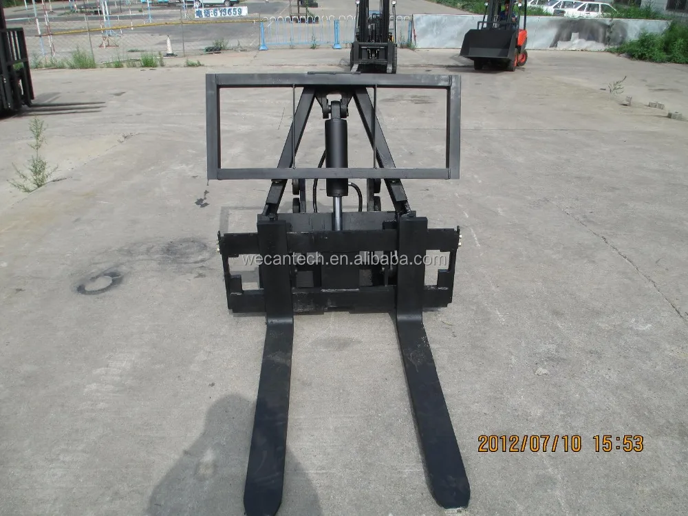 Forklift With Tipping Fork and Bucket