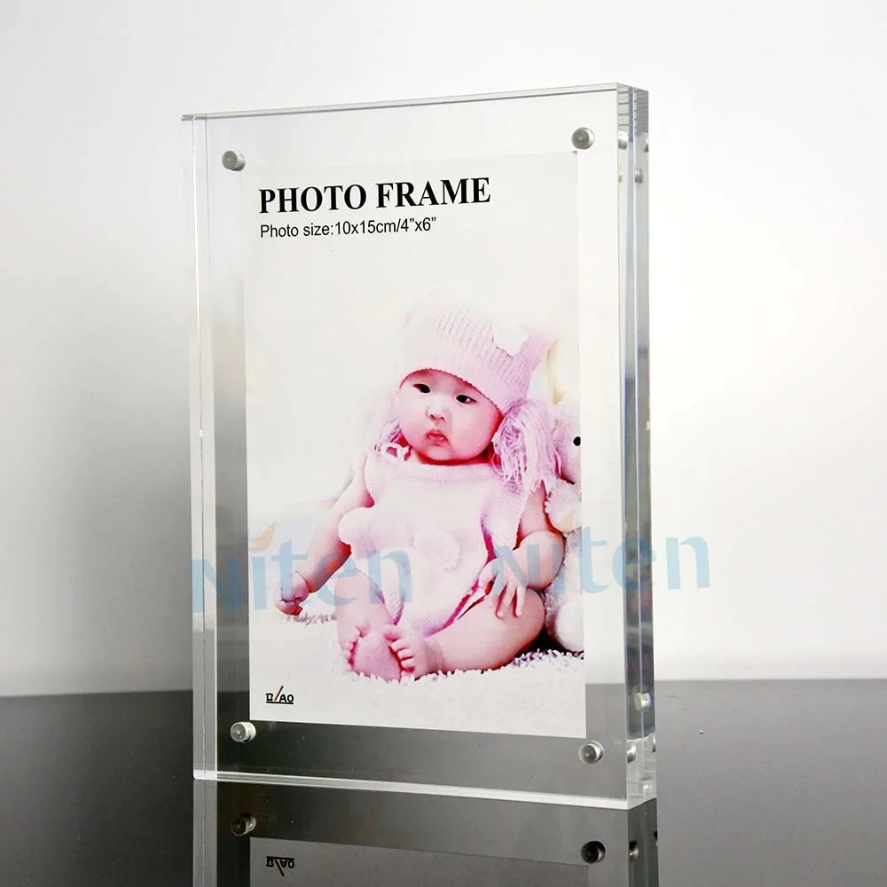 Акриловая магнитная фоторамка из