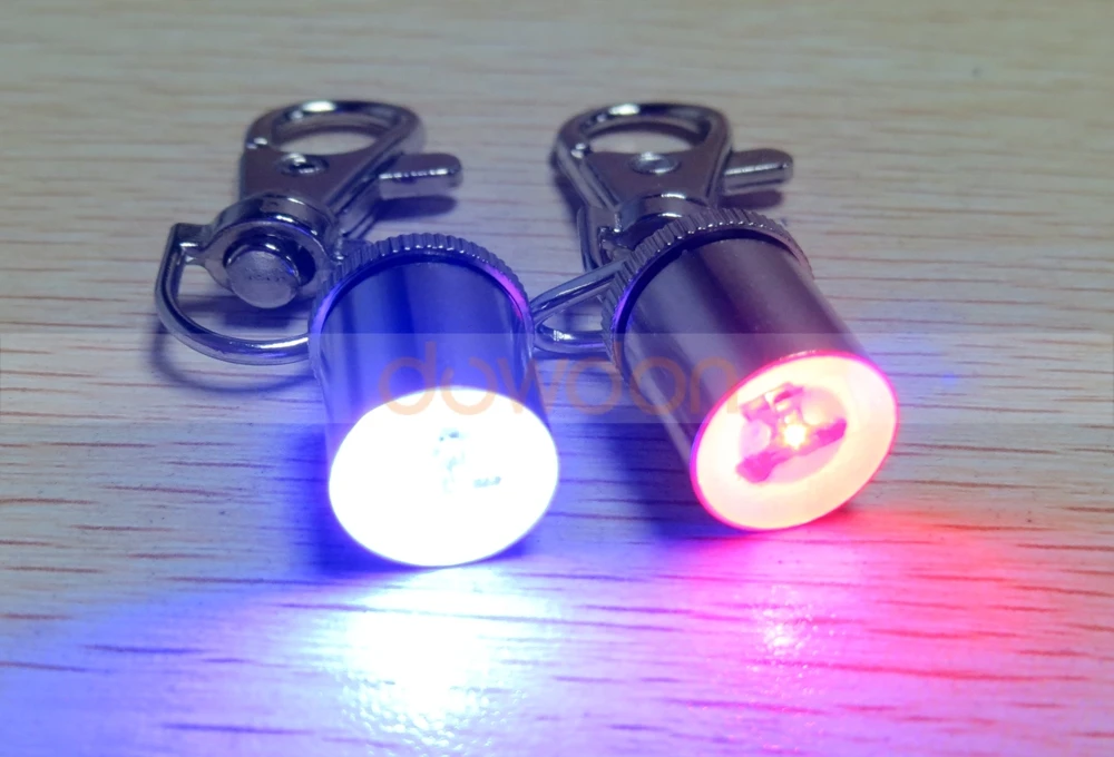 Key Chain Cute Puppy Neck Keychain Dog LED Light Pet Pendant Flashing Lamp Pet Signal Light