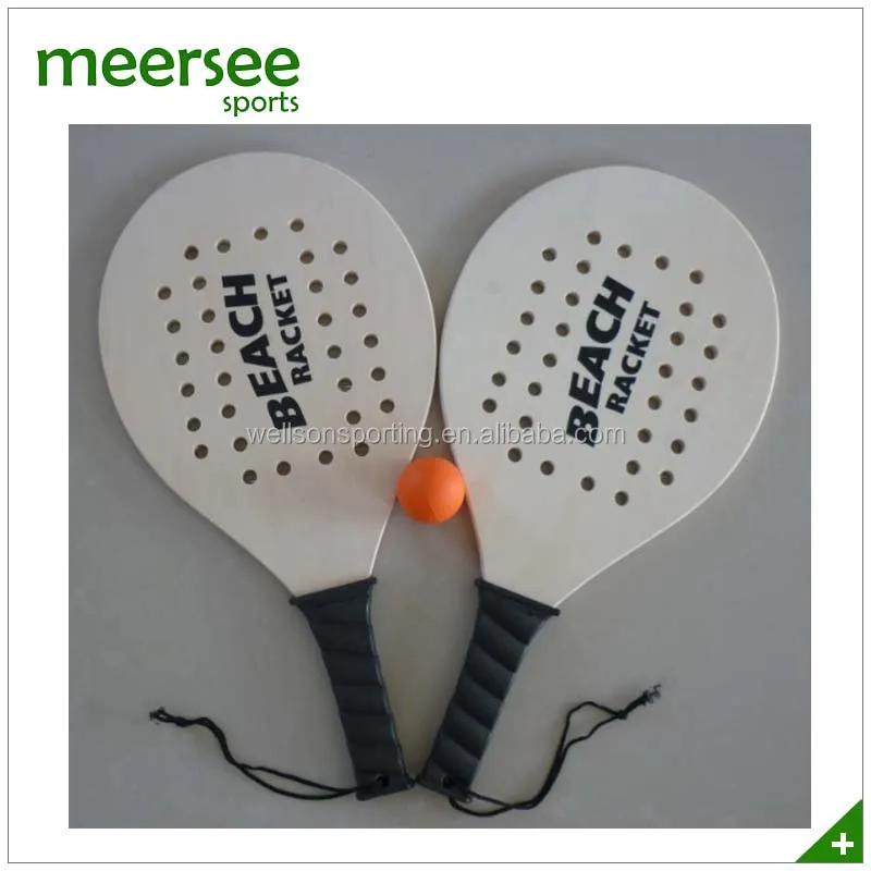 Набор цветных ракеток для пляжного тенниса