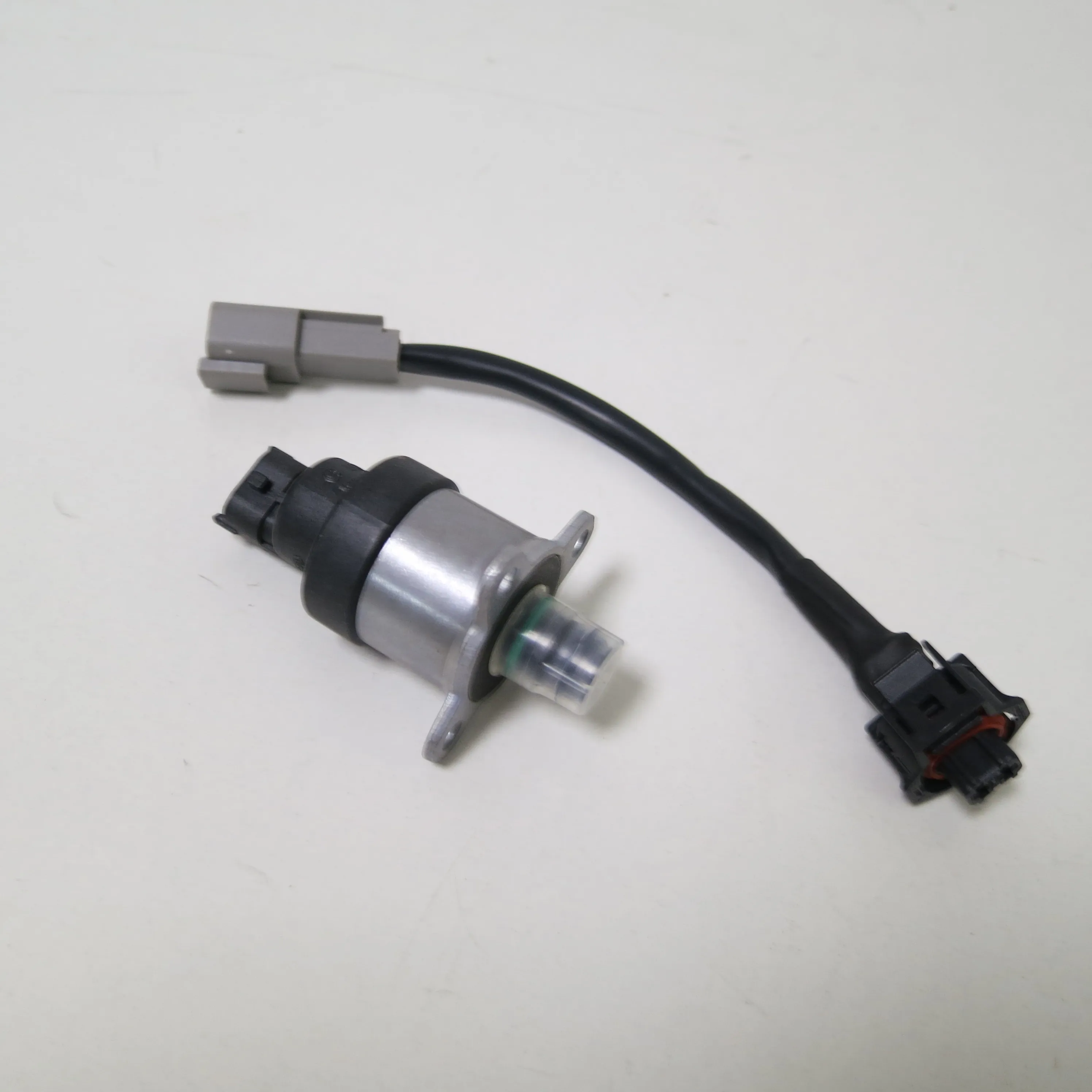 Diesel Engine Parts ISLE Fuel Pump Metering Control Actuator 4903523 ...