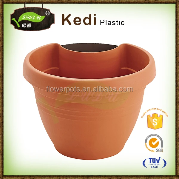 Plastic Semicircular Unique Flower Pots and Planters Hanging on the Wall
