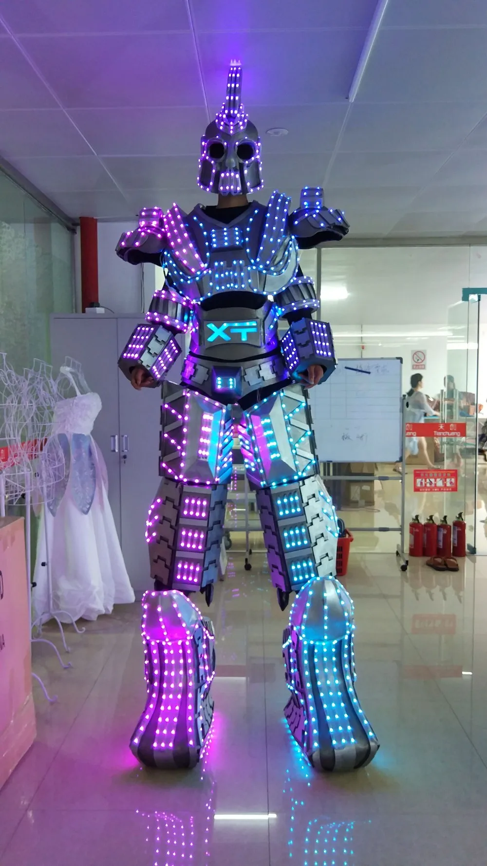 Costume da robot a LED Casco con teschio incandescente