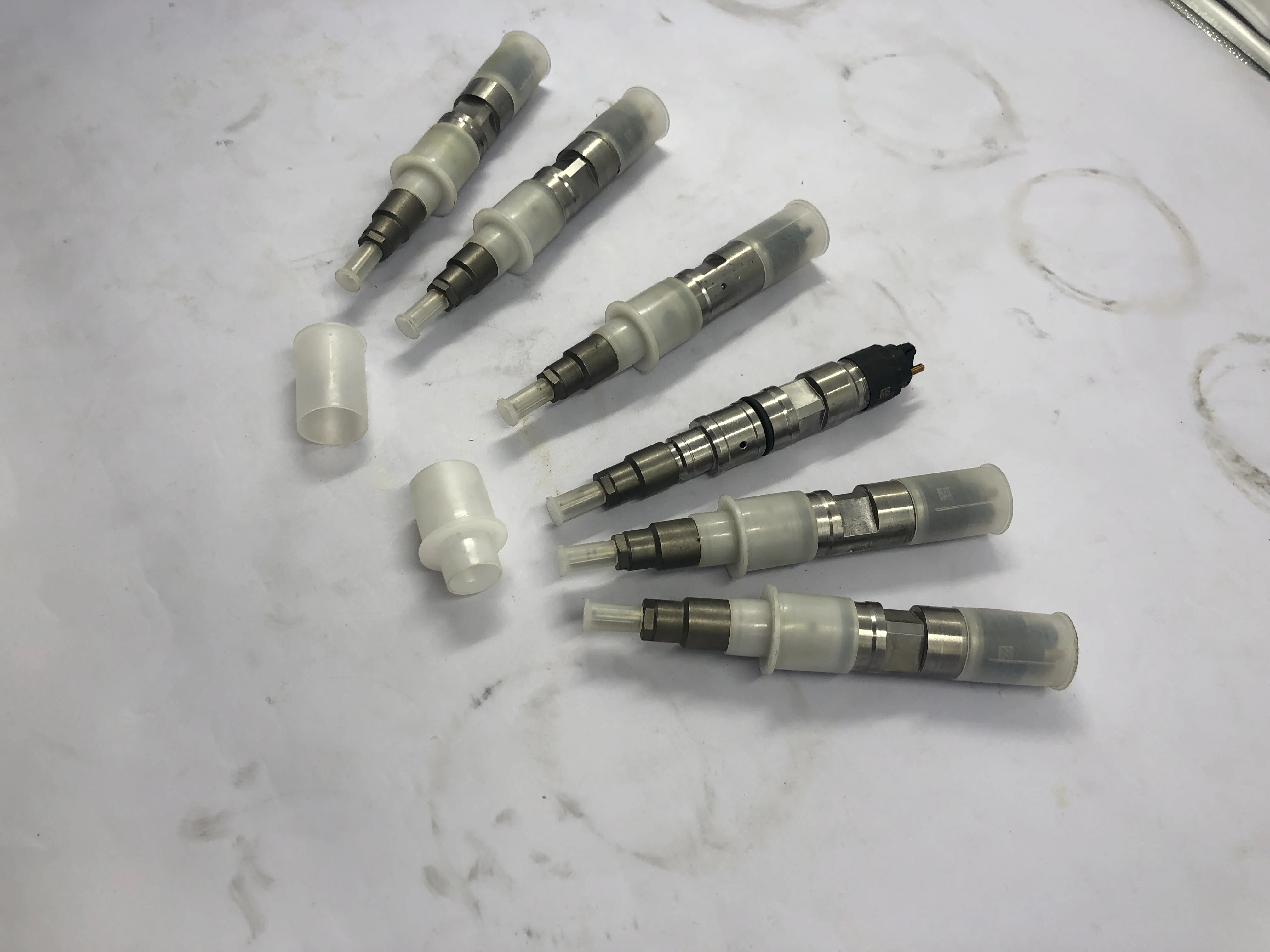 Diesel Engine Part TCD2013 Injector 04902825 0490 2825 04902255 0490 2255 for Deutz