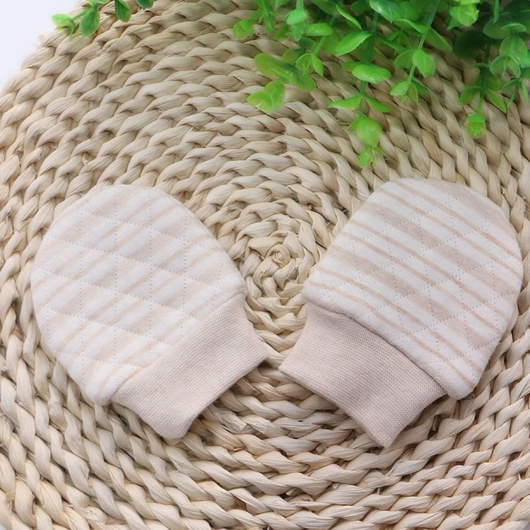 
 Производство Гуанчжоу, пользовательский сертификат, 100% органический хлопок, зимние теплые варежки для новорожденных с защитой от царапин  