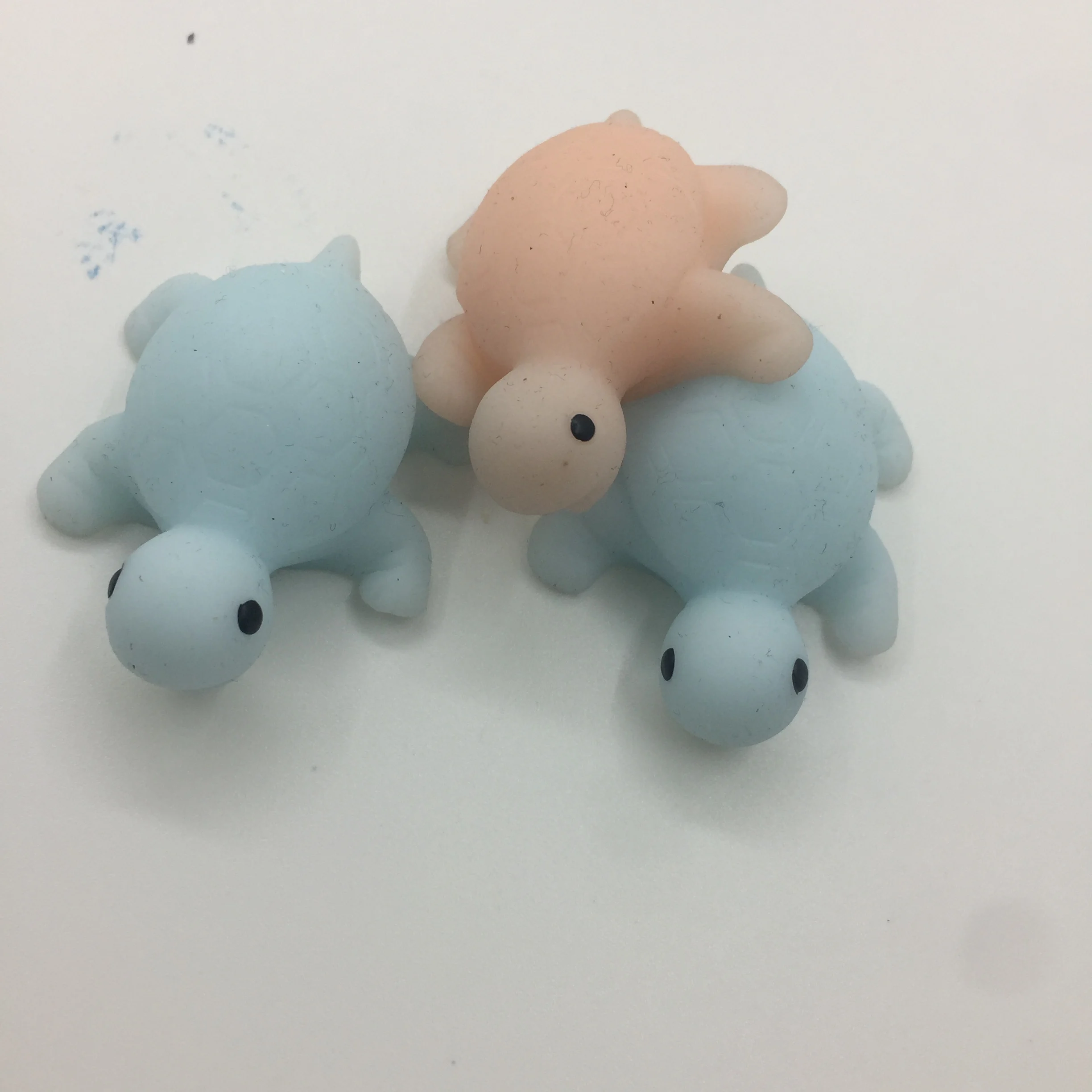 新しいデザインのミニアニマルスクイーズおもちゃ3Dカワイイ動物環境に