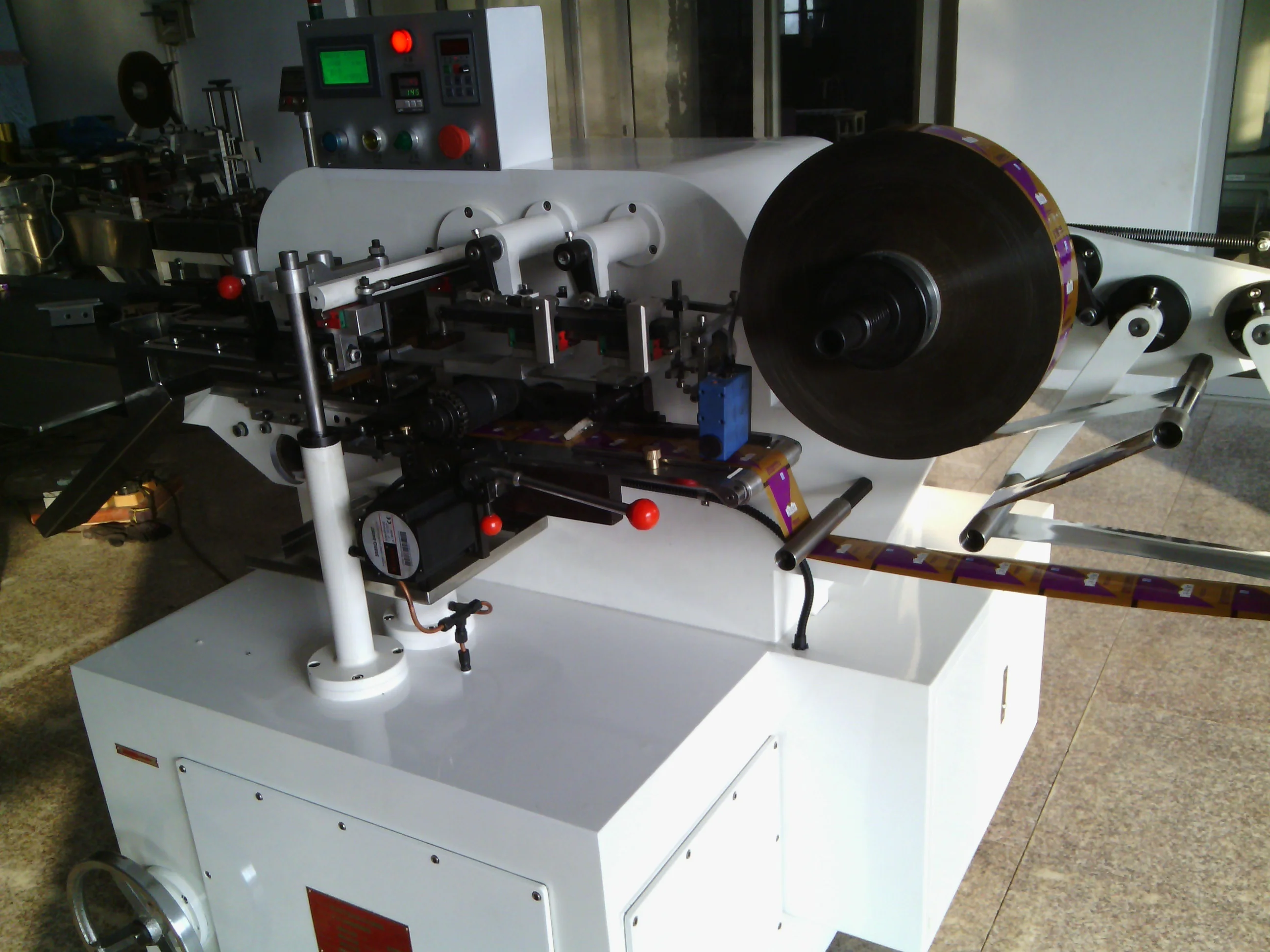 SC300 square Chocolate Wrapping Machine