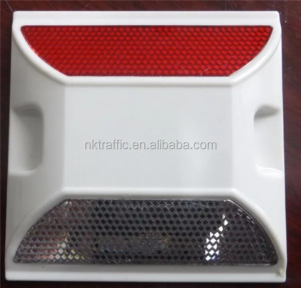 Pack 4 Marcadores Reflectantes De Pavimento – Alta Visibilidad Nocturna Para Carreteras, Entradas Y Seguridad Vial