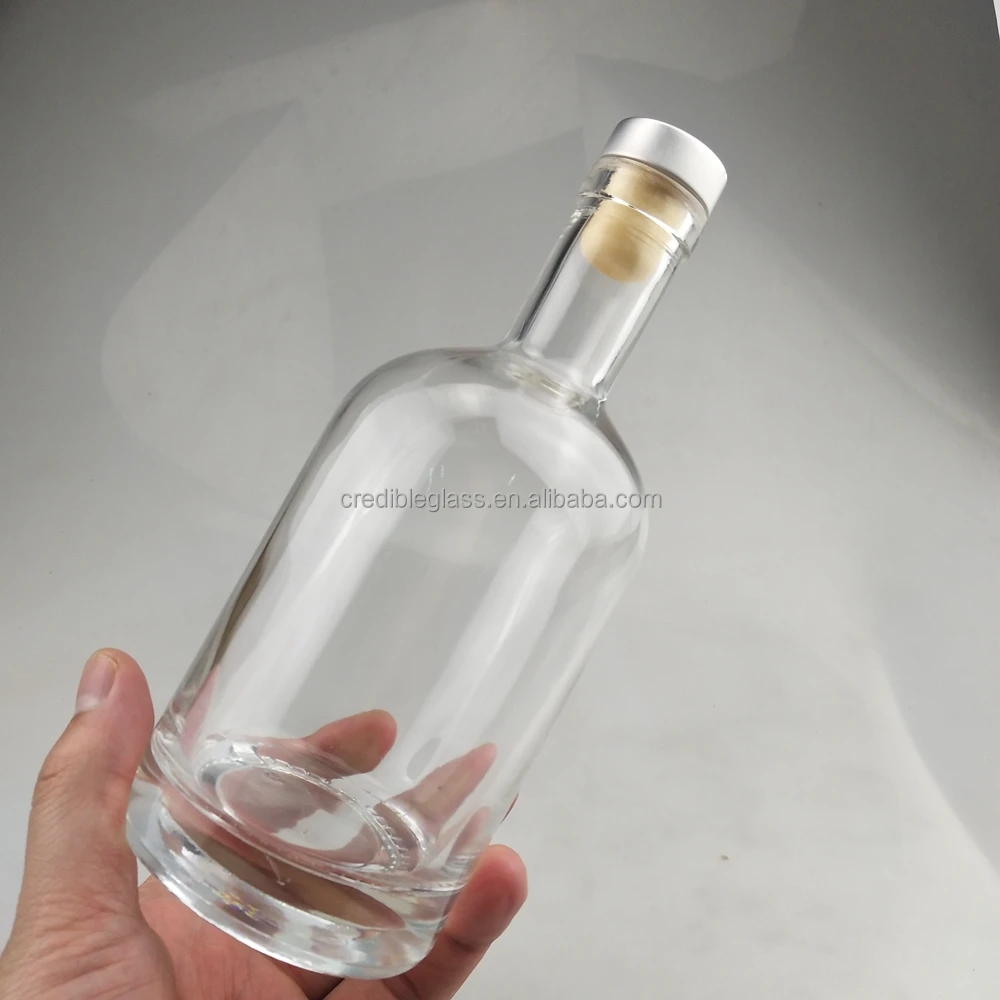 Source Botellas de cristal redondas para licor, botella de licor de alcohol  de 1,5 litros on m.alibaba.com