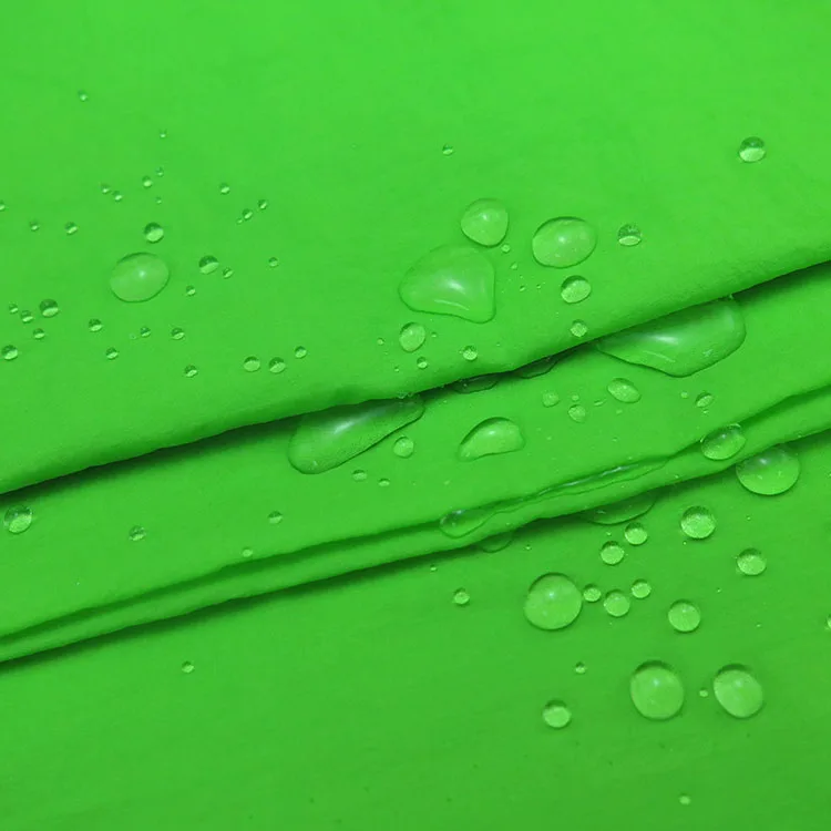 Оптовая продажа, в наличии, простая нейлоновая водонепроницаемая ткань 20D с морщинами, 100%, используется для защиты одежды от солнца, ветровки и т. Д.