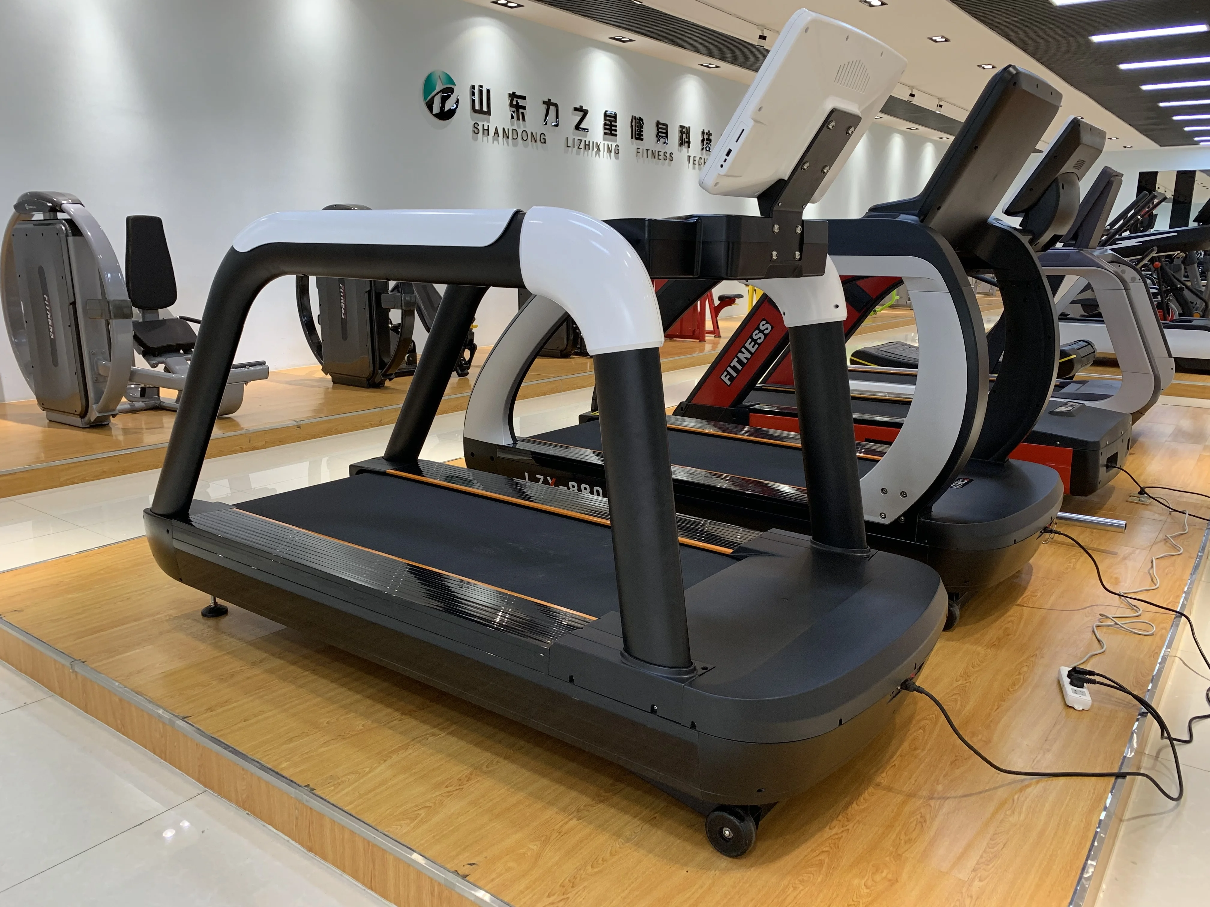 LZX Fitness Commercial Motorized Treadmill for Gym Equipment