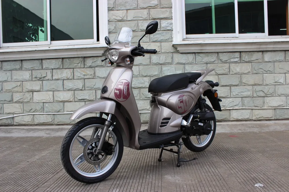 
50CC 150CC 16 дюймов EEC EPA газа скутер 