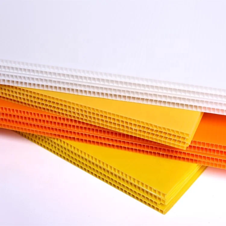 Translucent Polypropylene Plastic Cartonal Sheet PP Corrugated Board Plastic Cardboard Sheet 48x96 Twin Wall Polycarbonate Sheet